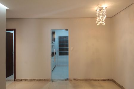 Sala de casa à venda com 2 quartos, 46m² em Rio Branco, Belo Horizonte