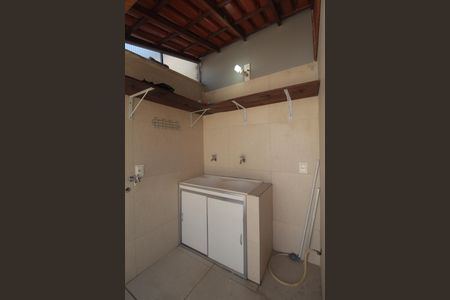 Casa à venda com 46m², 2 quartos e 2 vagasÁrea de Serviço