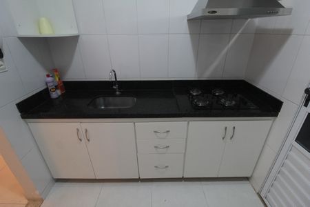 Casa à venda com 46m², 2 quartos e 2 vagasCozinha