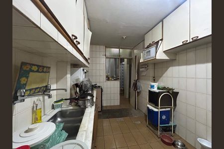 Apartamento à venda com 131m², 3 quartos e sem vaga