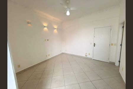 Apartamento à venda com 67m², 1 quarto e sem vaga