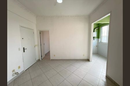 Apartamento à venda com 67m², 1 quarto e sem vaga