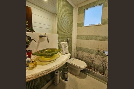 Casa à venda com 4 quartos, 485m² em Guaratiba, Rio de Janeiro
