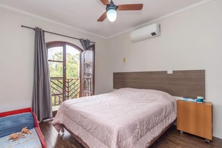 Casa à venda com 3 quartos, 222m² em Parque Anhanguera, São Paulo