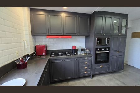 Apartamento à venda com 120m², 2 quartos e 2 vagasCozinha