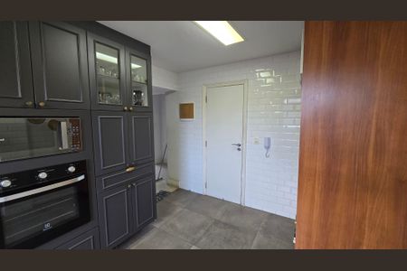 Apartamento à venda com 120m², 2 quartos e 2 vagasCozinha