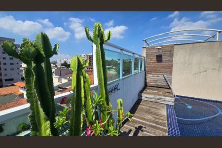 Apartamento à venda com 120m², 2 quartos e 2 vagasÁrea externa