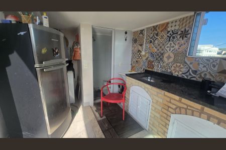 Apartamento à venda com 120m², 2 quartos e 2 vagasÁrea externa