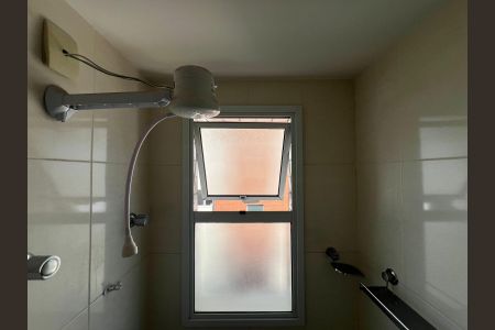 Apartamento para alugar com 106m², 3 quartos e 2 vagasChuveiro