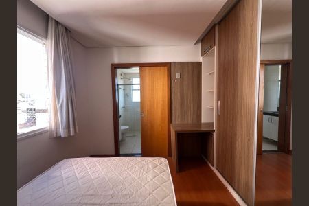 Apartamento para alugar com 106m², 3 quartos e 2 vagasQuarto Suíte 1