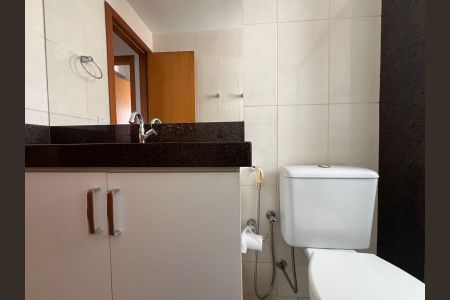 Apartamento para alugar com 106m², 3 quartos e 2 vagasBanheiro Social