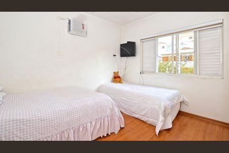 Casa à venda com 159m², 5 quartos e 4 vagas