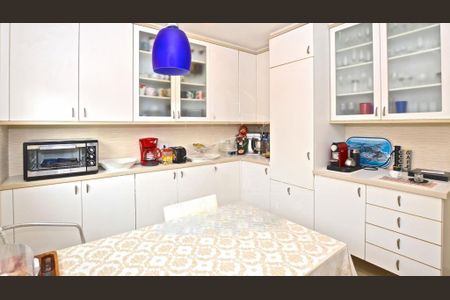 Casa à venda com 159m², 5 quartos e 4 vagas