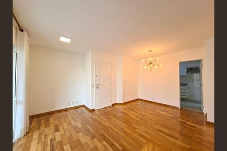 Apartamento para alugar com 98m², 2 quartos e 2 vagas