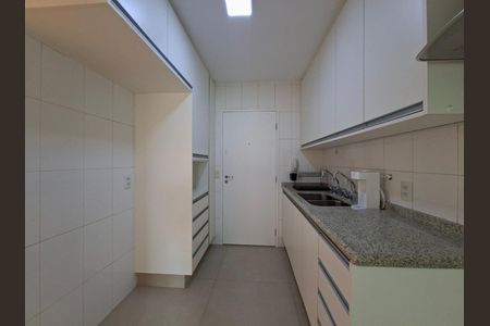 Apartamento para alugar com 98m², 2 quartos e 2 vagas