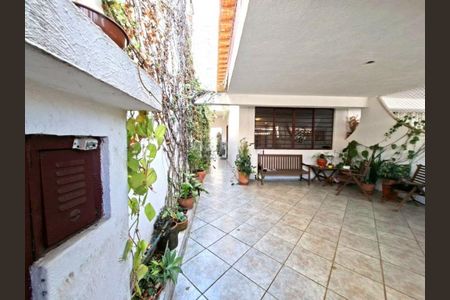 Casa à venda com 145m², 5 quartos e 2 vagas