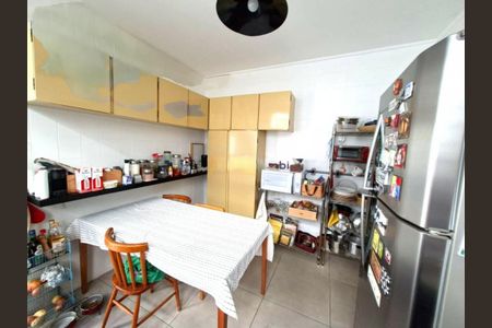 Casa à venda com 145m², 5 quartos e 2 vagas