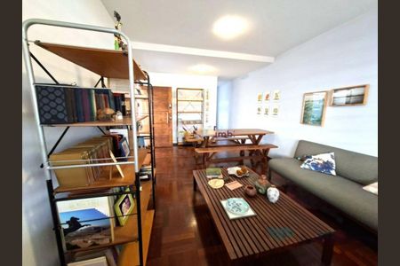 Casa à venda com 145m², 5 quartos e 2 vagas