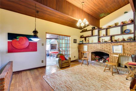 Casa à venda com 4 quartos, 232m² em Vila Campo Grande, São Paulo