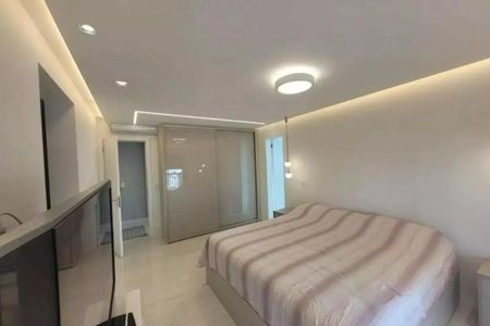 Apartamento à venda com 3 quartos, 250m² em Vila Mariana, São Paulo