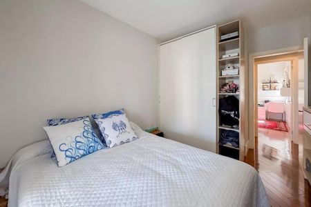 Apartamento à venda com 247m², 4 quartos e 4 vagas
