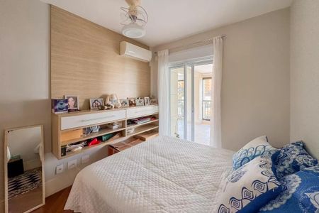 Apartamento à venda com 247m², 4 quartos e 4 vagas