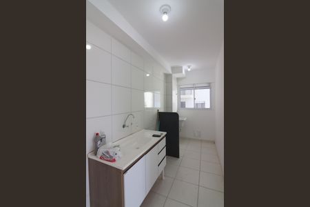 Apartamento para alugar com 51m², 2 quartos e 1 vagaCozinha e Área de Serviço