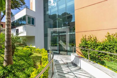 Apartamento à venda com 63m², 2 quartos e 2 vagas Apartamento à venda com 63m², 2 quartos e 2 vagasEntrada do Condomínio