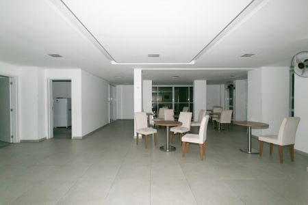 Apartamento à venda com 63m², 2 quartos e 2 vagas Apartamento à venda com 63m², 2 quartos e 2 vagasÁrea comum - Salão de Festas