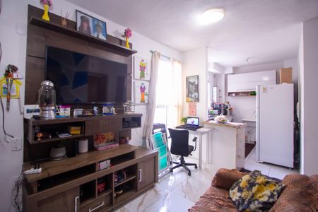 Sala de apartamento para alugar com 1 quarto, 40m² em Amendoeira, São Gonçalo