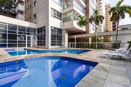Apartamento à venda com 184m², 3 quartos e 3 vagas