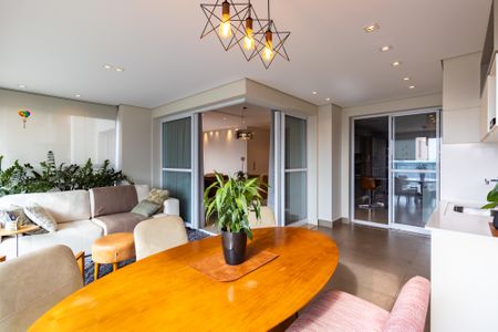 Apartamento à venda com 184m², 3 quartos e 3 vagas