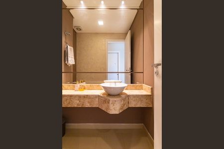 Apartamento à venda com 184m², 3 quartos e 3 vagas