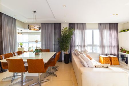Apartamento à venda com 184m², 3 quartos e 3 vagas