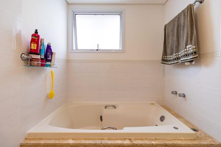 Apartamento à venda com 184m², 3 quartos e 3 vagas