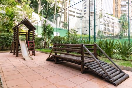 Apartamento à venda com 184m², 3 quartos e 3 vagas