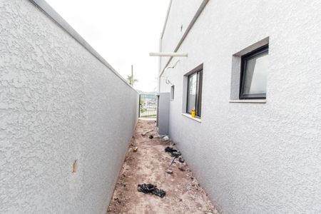 Casa de condomínio à venda com 323m², 4 quartos e 6 vagasCorredor