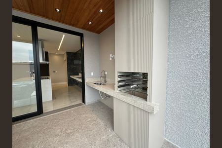 Casa de condomínio à venda com 323m², 4 quartos e 6 vagas Casa de condomínio à venda com 323m², 4 quartos e 6 vagasChurrasqueira