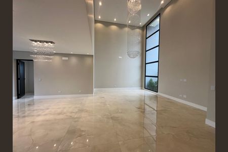 Casa de condomínio à venda com 323m², 4 quartos e 6 vagas Casa de condomínio à venda com 323m², 4 quartos e 6 vagasSala