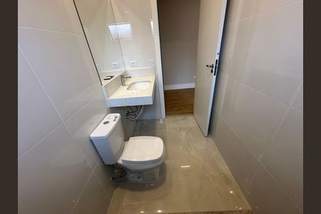 Casa de condomínio à venda com 323m², 4 quartos e 6 vagas Casa de condomínio à venda com 323m², 4 quartos e 6 vagasBanheiro da Suíte 3