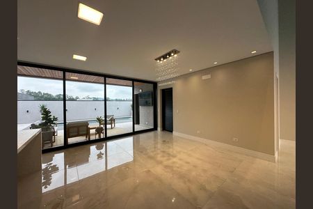 Casa de condomínio à venda com 323m², 4 quartos e 6 vagas Casa de condomínio à venda com 323m², 4 quartos e 6 vagasSala