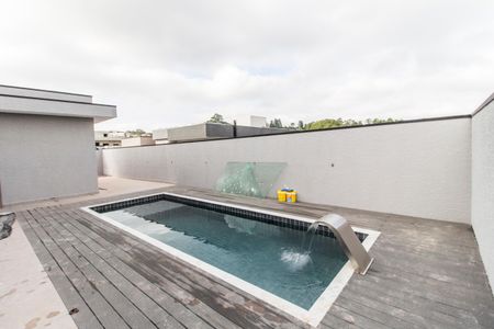 Casa de condomínio à venda com 323m², 4 quartos e 6 vagasPiscina