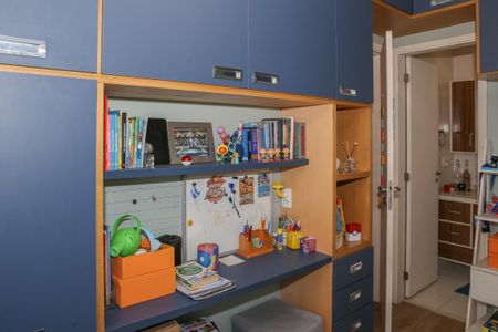 Apartamento à venda com 101m², 2 quartos e 2 vagasSuíte 2
