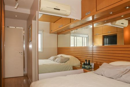 Apartamento à venda com 101m², 2 quartos e 2 vagasSuíte 1