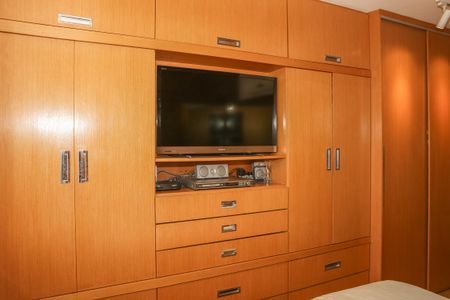 Apartamento à venda com 101m², 2 quartos e 2 vagasSuíte 1