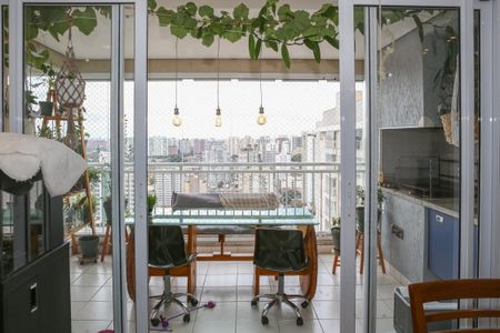 Varanda Gourmet de apartamento à venda com 2 quartos, 101m² em Água Branca, São Paulo
