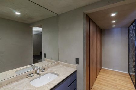Apartamento à venda com 57m², 1 quarto e 1 vagaBanheiro da Suíte