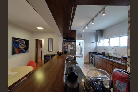 Apartamento para alugar com 112m², 2 quartos e 1 vagaCozinha - Armários