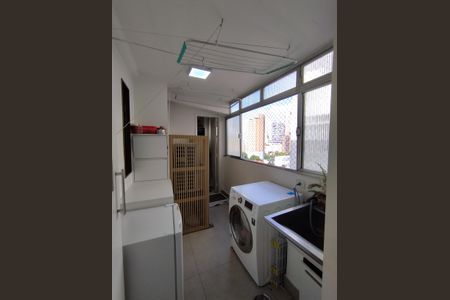 Apartamento para alugar com 112m², 2 quartos e 1 vagaÁrea de Serviço
