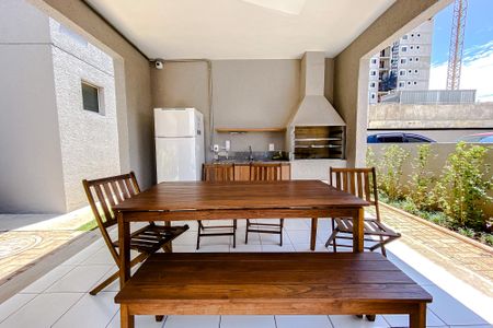 Apartamento para alugar com 35m², 2 quartos e sem vagaÁrea comum - Churrasqueira
